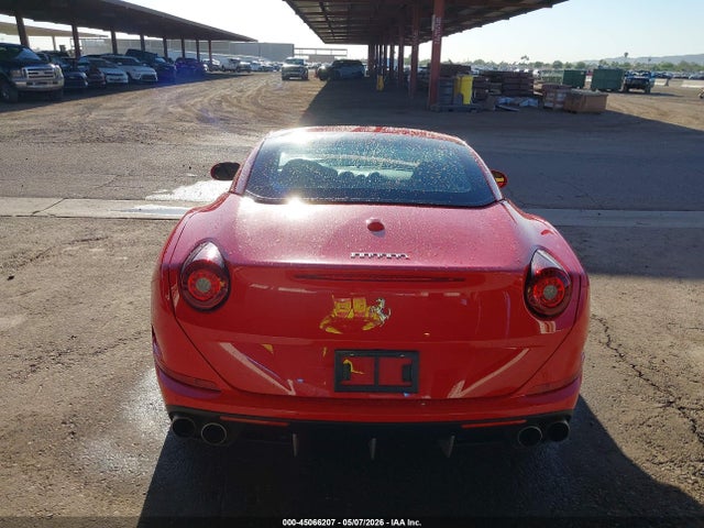 Ferrari California T