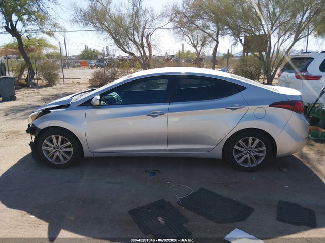 Hyundai ELANTRA Se