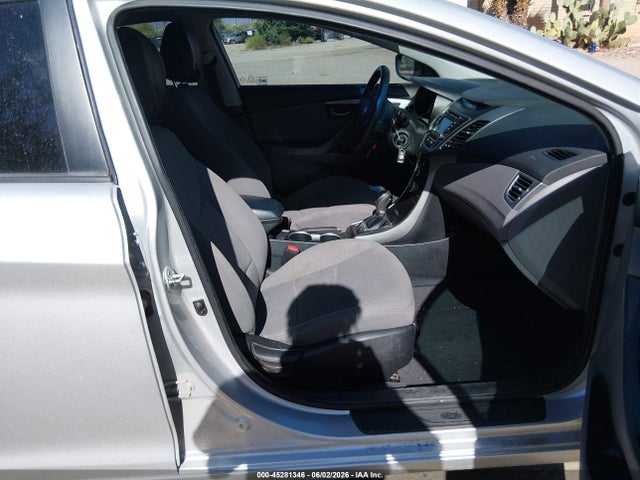 Hyundai ELANTRA Se