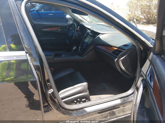 Cadillac CTS Luxury