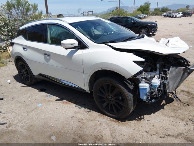 Salvage Nissan Murano Image