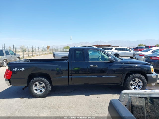 Dodge Dakota Slt