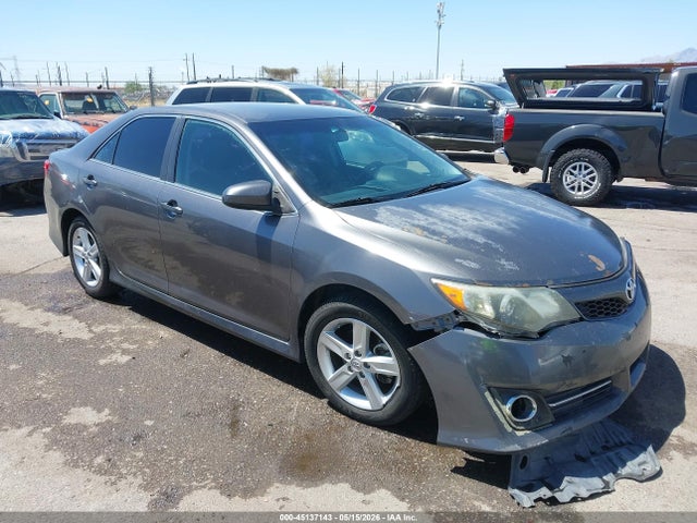 Salvage Toyota Camry Image