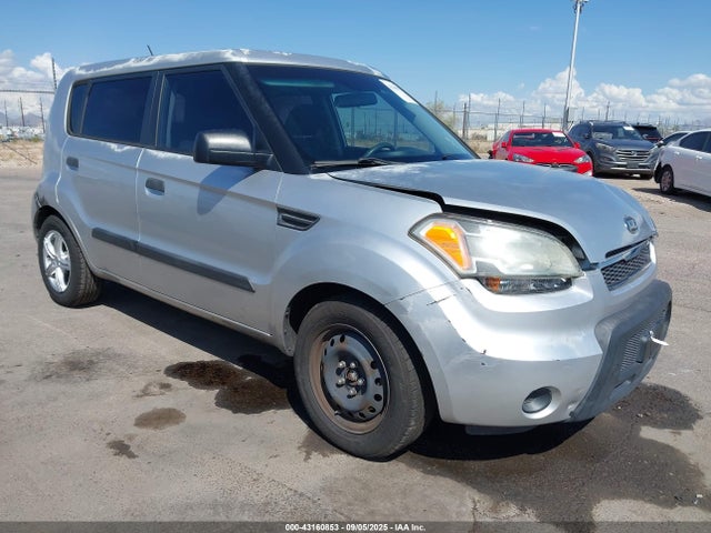 Salvage Kia Soul Image