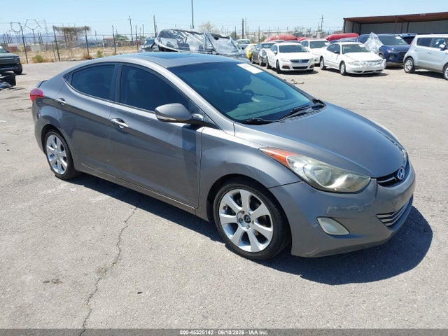 Salvage Hyundai ELANTRA Image