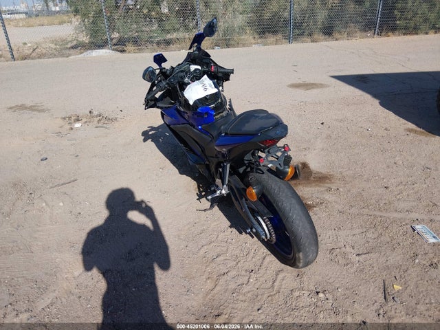 Yamaha Yzfr3 A