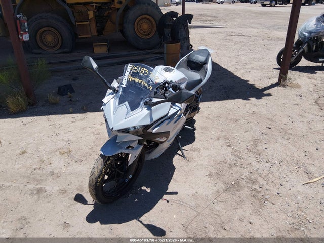 Salvage Kawasaki Ex500 Image