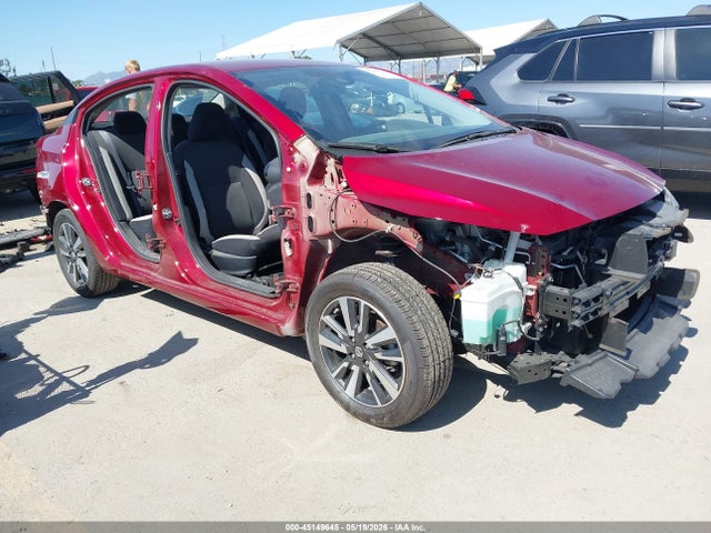 Salvage Nissan Versa Image