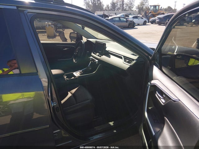 Toyota RAV4 Xle Premium
