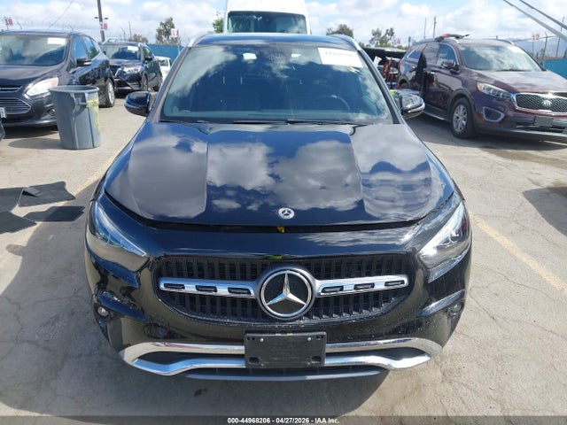 Mercedes-Benz GLA 4matic