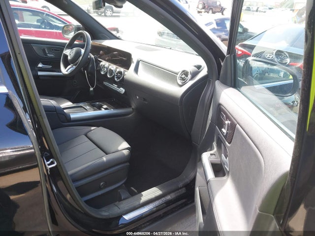 Mercedes-Benz GLA 4matic