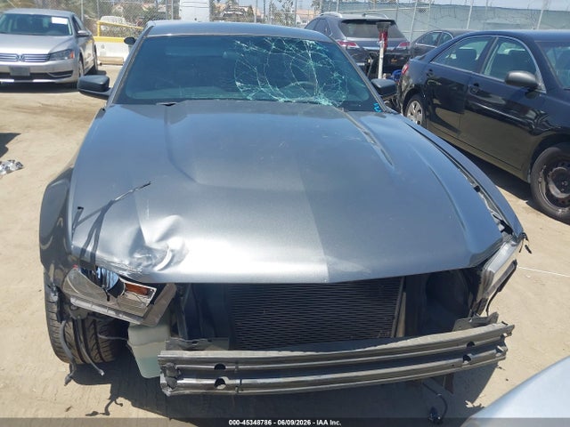 Ford Mustang V6