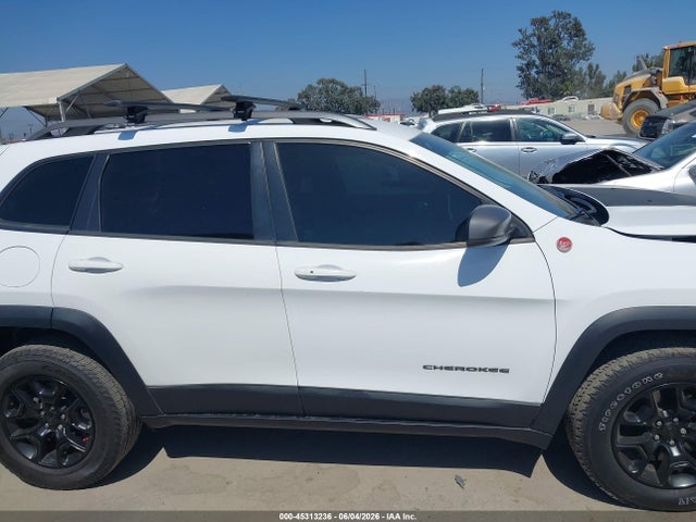 Jeep Cherokee Trailhawk 4x4