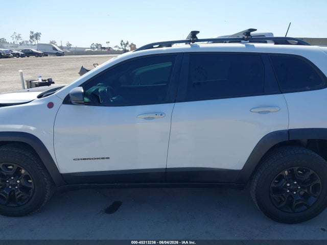 Jeep Cherokee Trailhawk 4x4