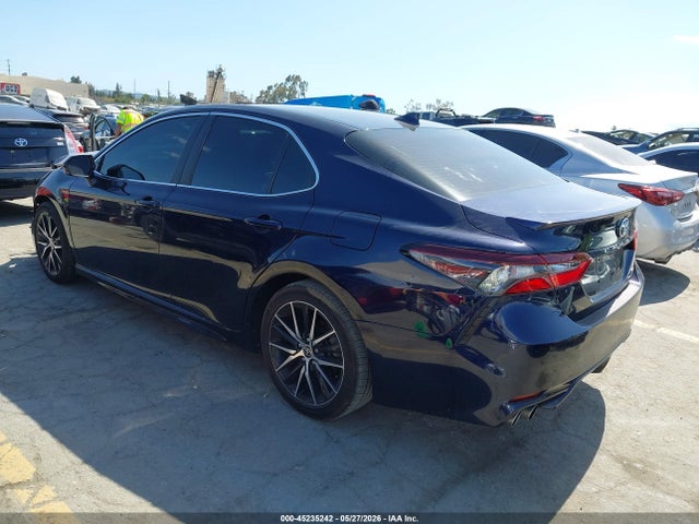 Toyota Camry Se Hybrid