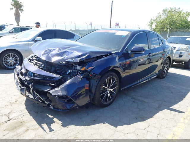 Toyota Camry Se Hybrid