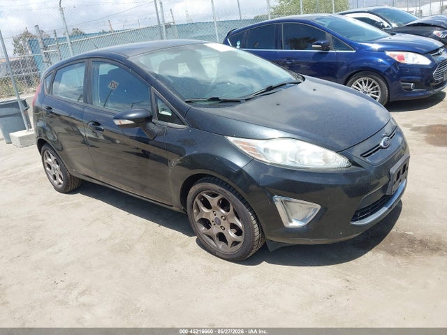 Salvage Ford Fiesta Image