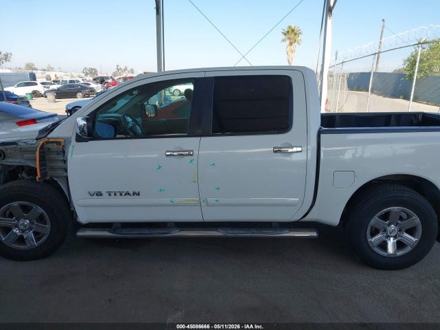 Nissan Titan Sv