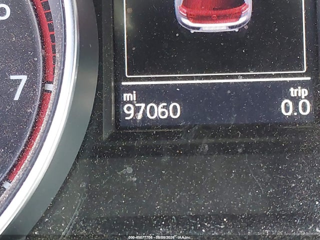 Volkswagen Golf 2.0t S 4-door