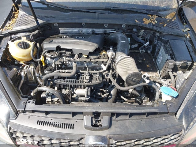 Volkswagen Golf 2.0t S 4-door