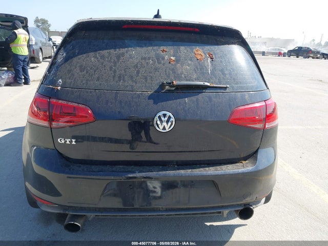 Volkswagen Golf 2.0t S 4-door