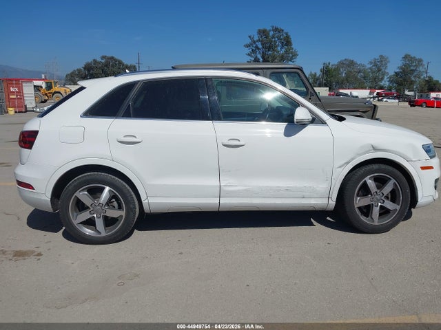 Audi Q3 2.0t Premium Plus