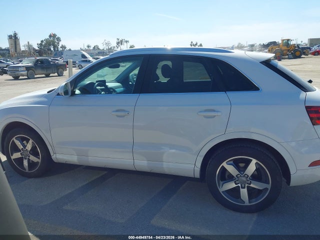 Audi Q3 2.0t Premium Plus