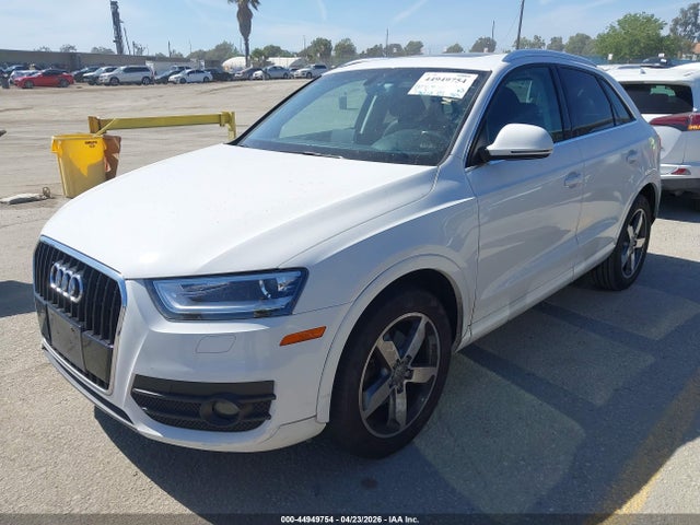Audi Q3 2.0t Premium Plus