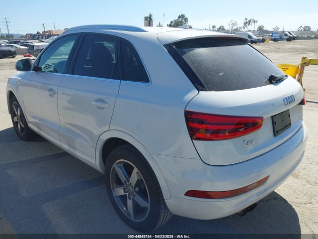 Audi Q3 2.0t Premium Plus