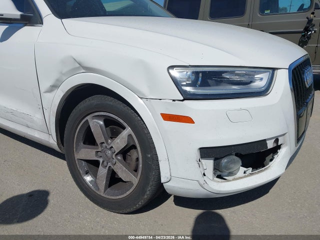 Audi Q3 2.0t Premium Plus