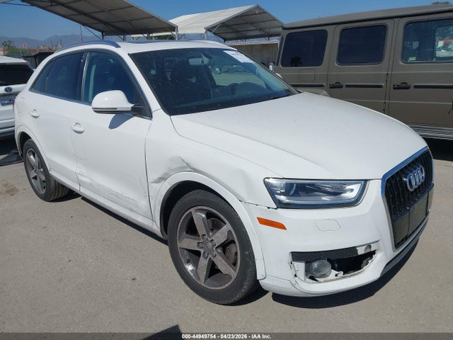 Salvage Audi Q3 Image