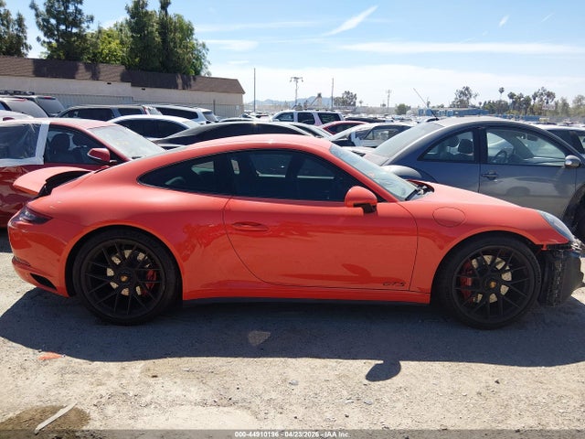 Porsche 911 Carrera Gts