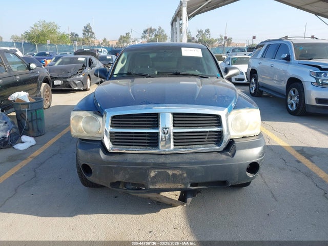 Dodge Dakota Slt