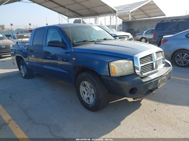 Salvage Dodge Dakota Image