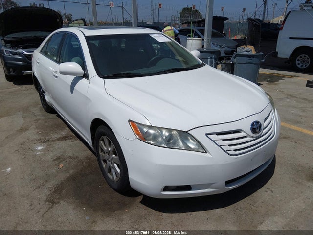 Salvage Toyota Camry Image