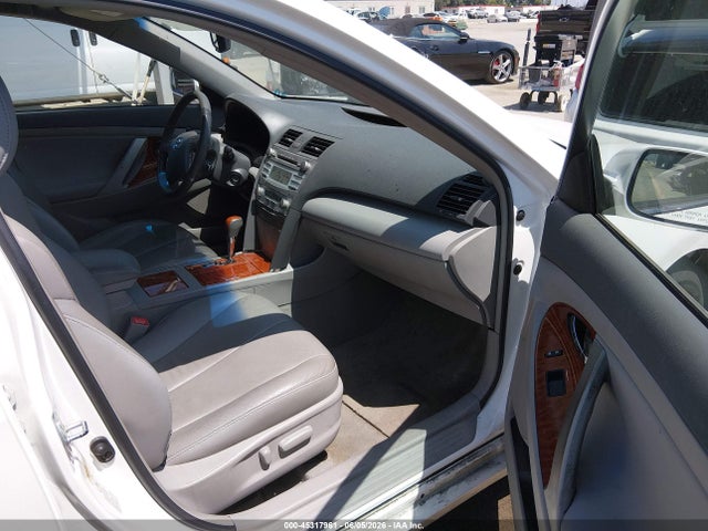 Toyota Camry Xle