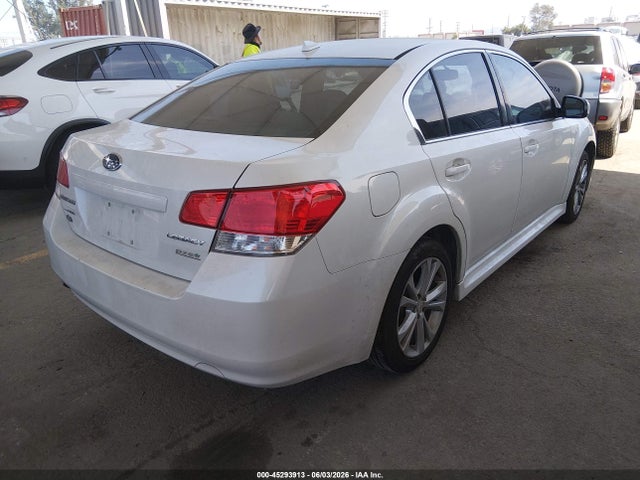 Subaru Legacy 2.5i Premium