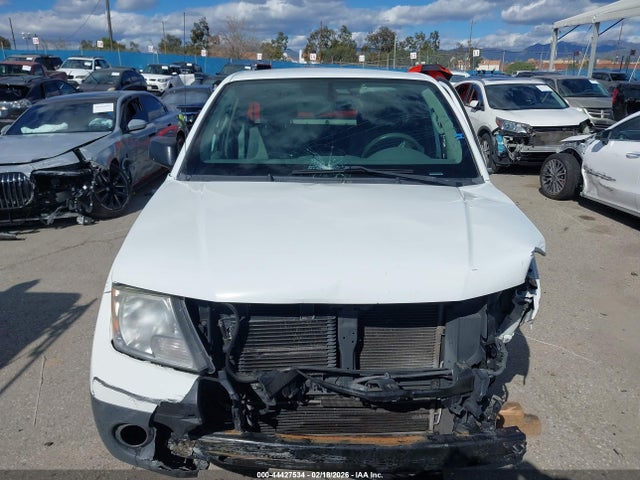 Nissan Frontier S