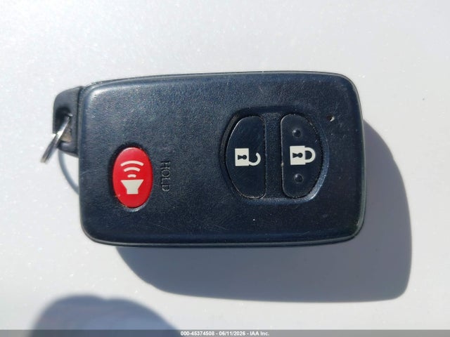Toyota Prius V