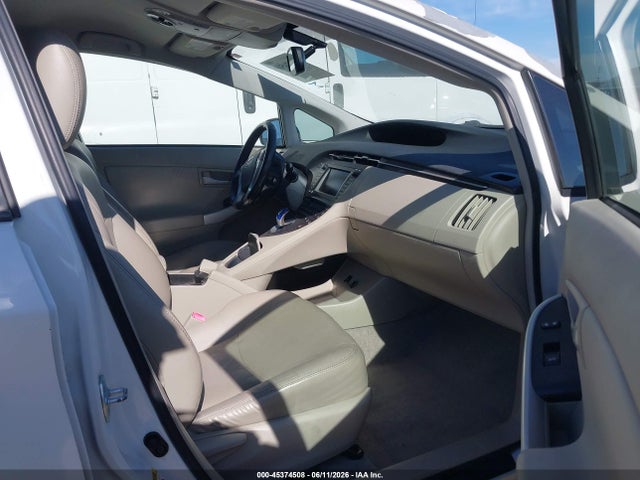 Toyota Prius V