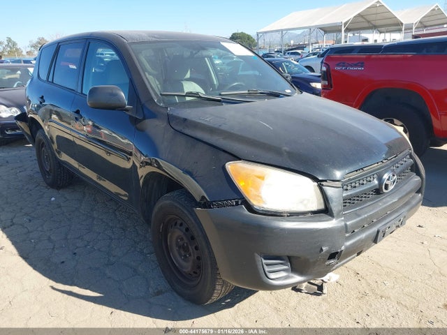Salvage Toyota RAV4 Image