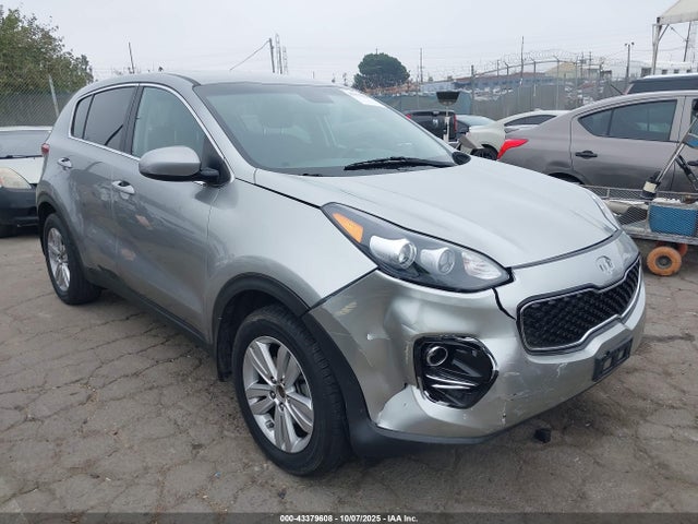 Salvage Kia Sportage Image