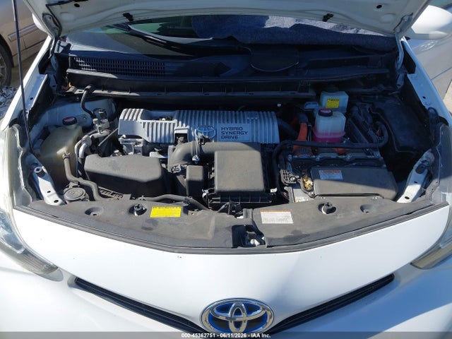 Toyota Prius v Three