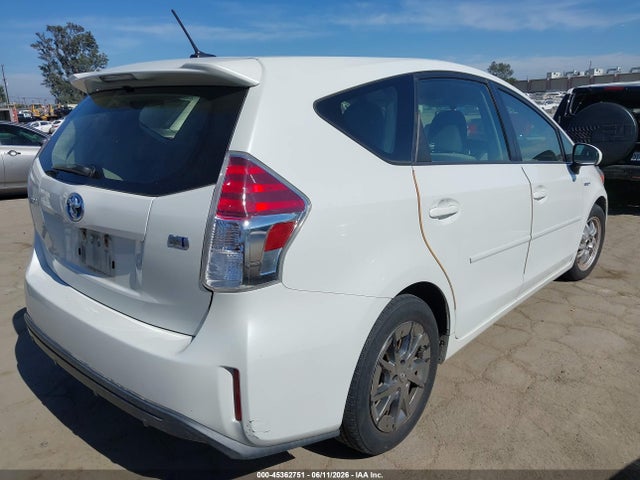 Toyota Prius v Three