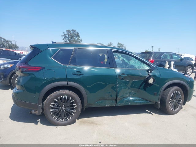 Nissan Rogue Dark Armor
