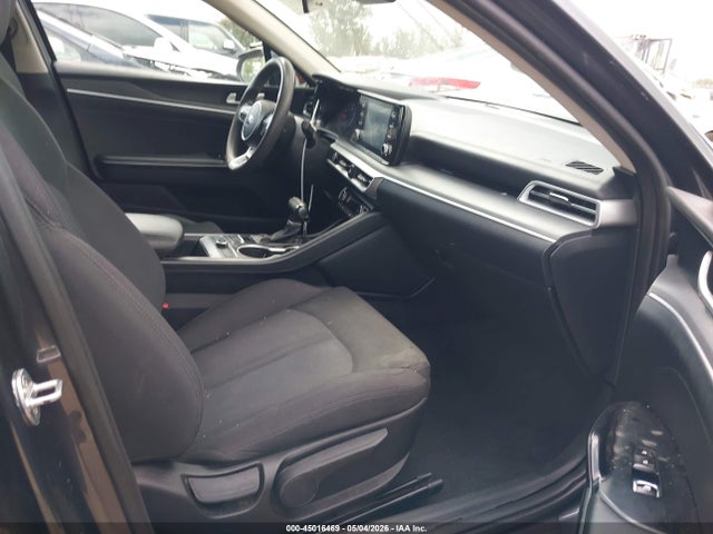 Kia K5 Lxs