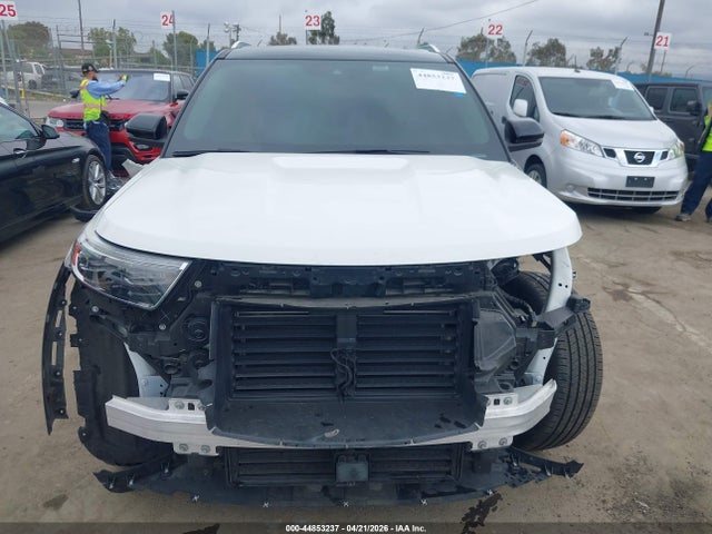 Ford Explorer Platinum