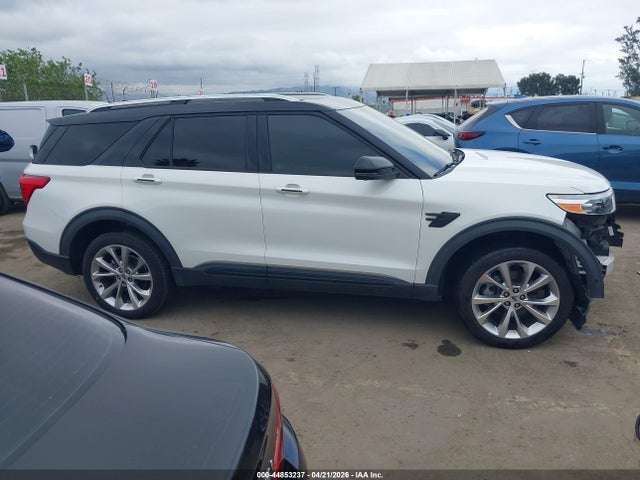Ford Explorer Platinum