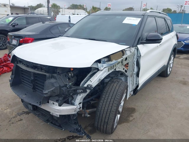 Ford Explorer Platinum