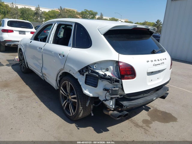 Porsche Cayenne Gts